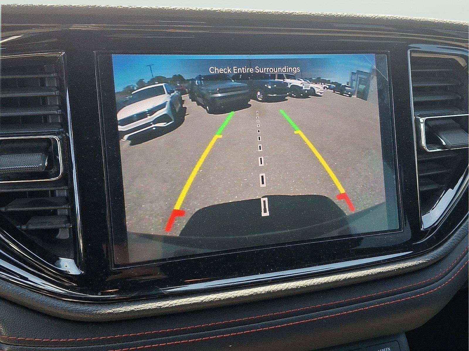 Used 2024 Dodge Durango R/T w/ Blacktop Package RWD image 17