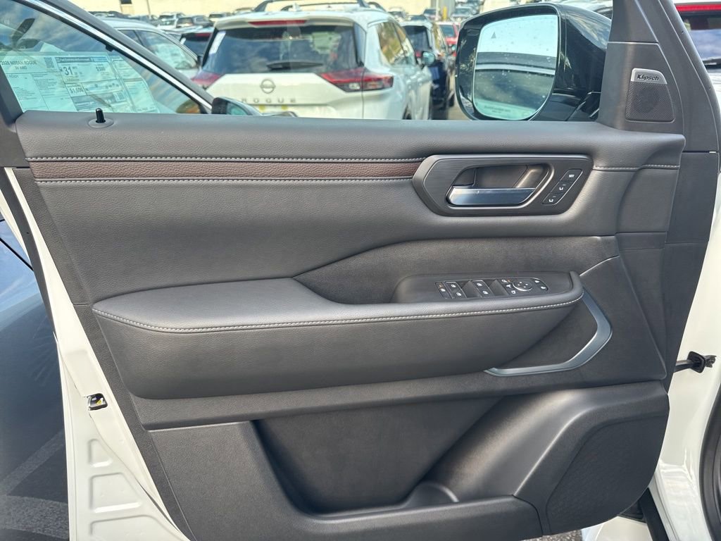 New 2026 Nissan Armada Platinum Reserve image 8