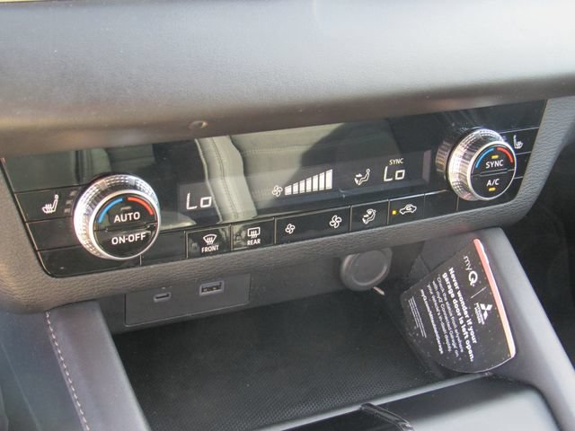 Used 2023 Mitsubishi Outlander SE FWD image 27