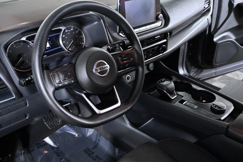 Used 2021 Nissan Rogue S AWD/4WD image 13