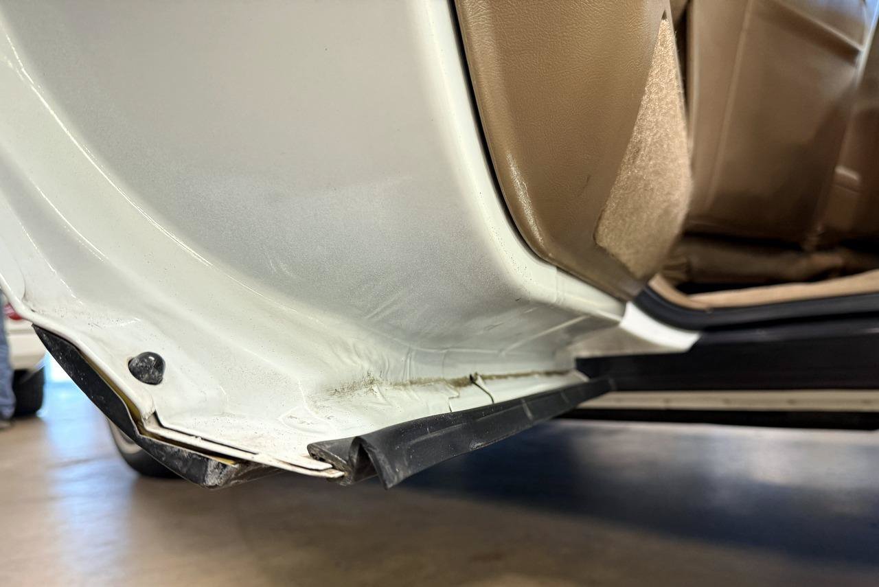 Used 1995 Buick Roadmaster Estate RWD image 69
