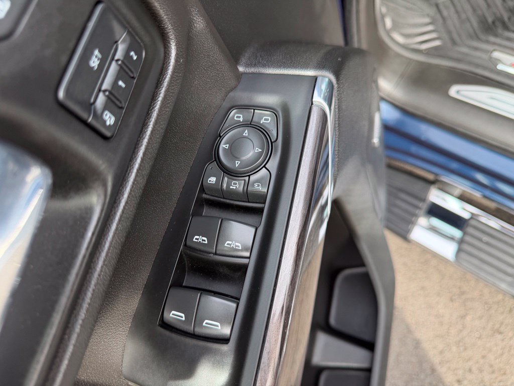 Used 2022 Chevrolet Silverado 2500 LTZ AWD/4WD image 13