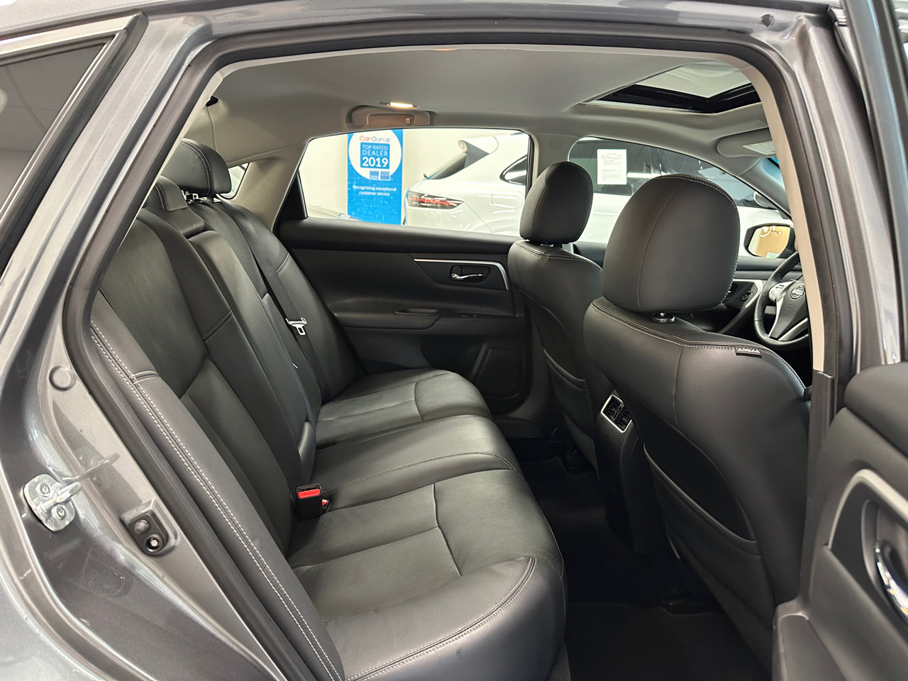 Used 2016 Nissan Altima 2.5 SL w/ 2.5 Technology Package image 29