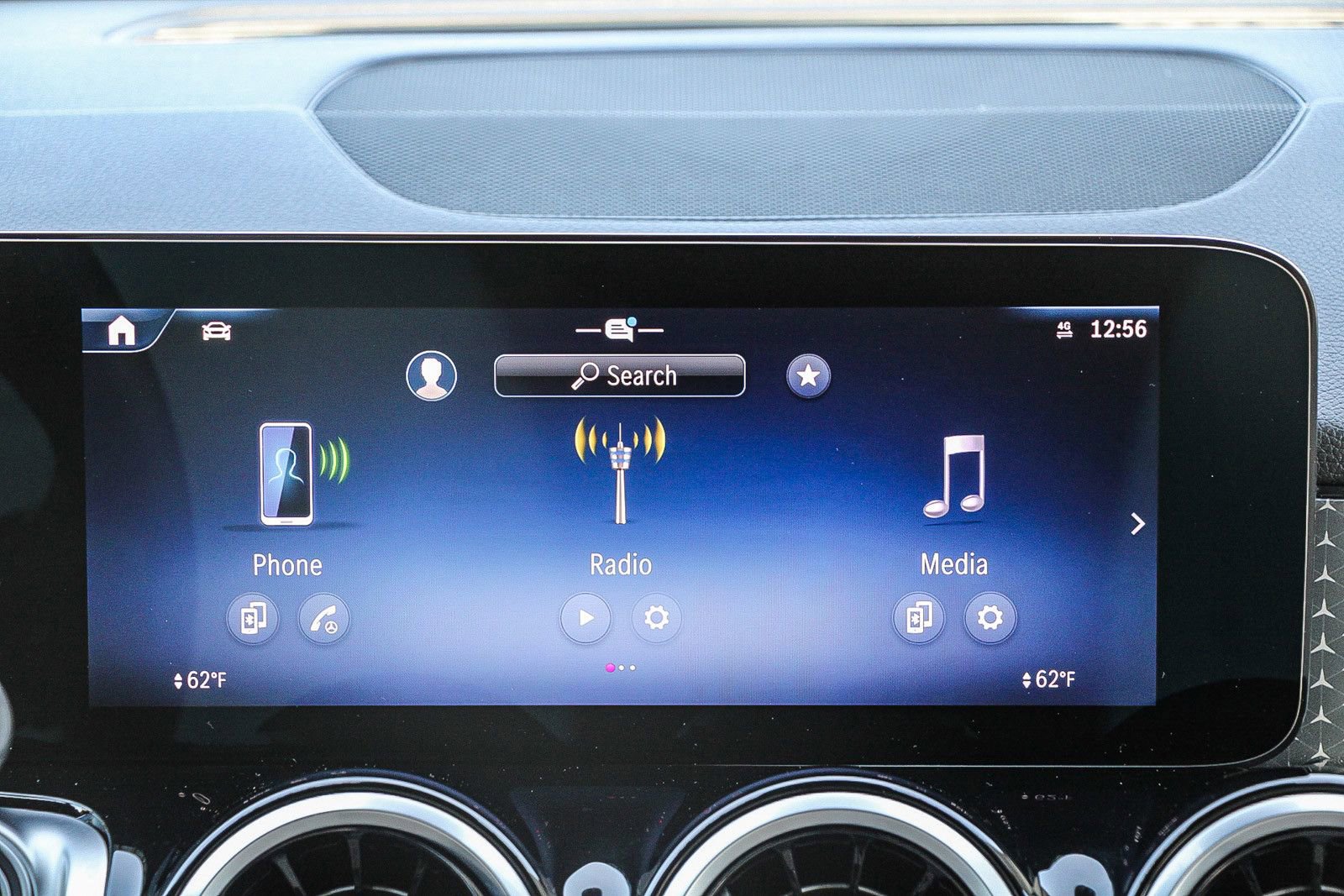 Used 2025 Mercedes-Benz GLB 250 4MATIC image 15