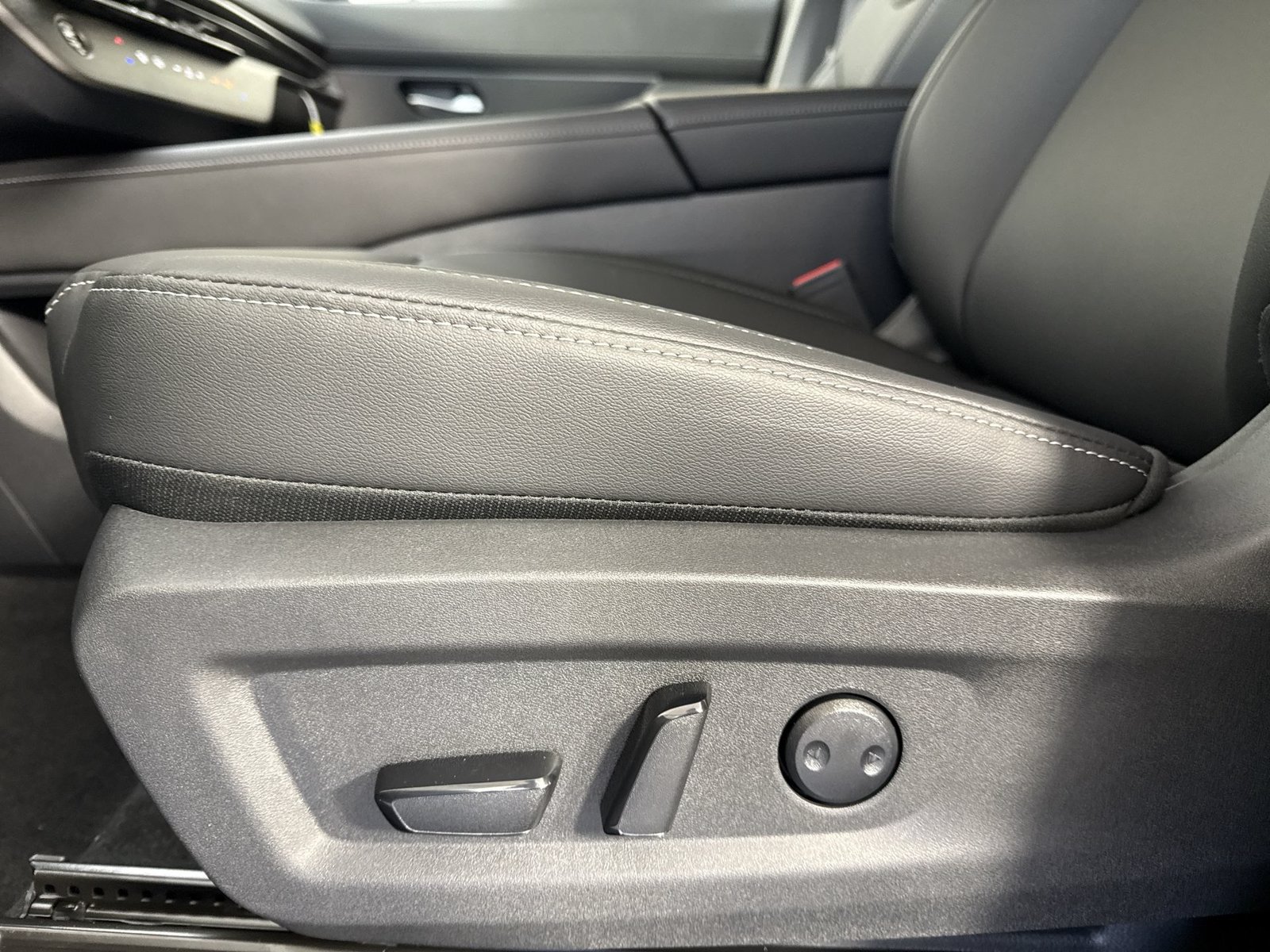 New 2026 Nissan Murano SV AWD/4WD image 20
