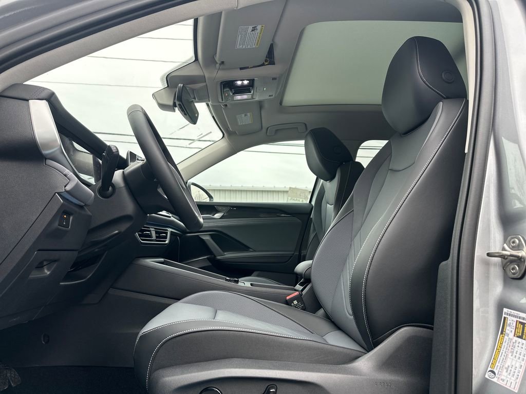 New 2026 Volkswagen Tiguan SE image 3