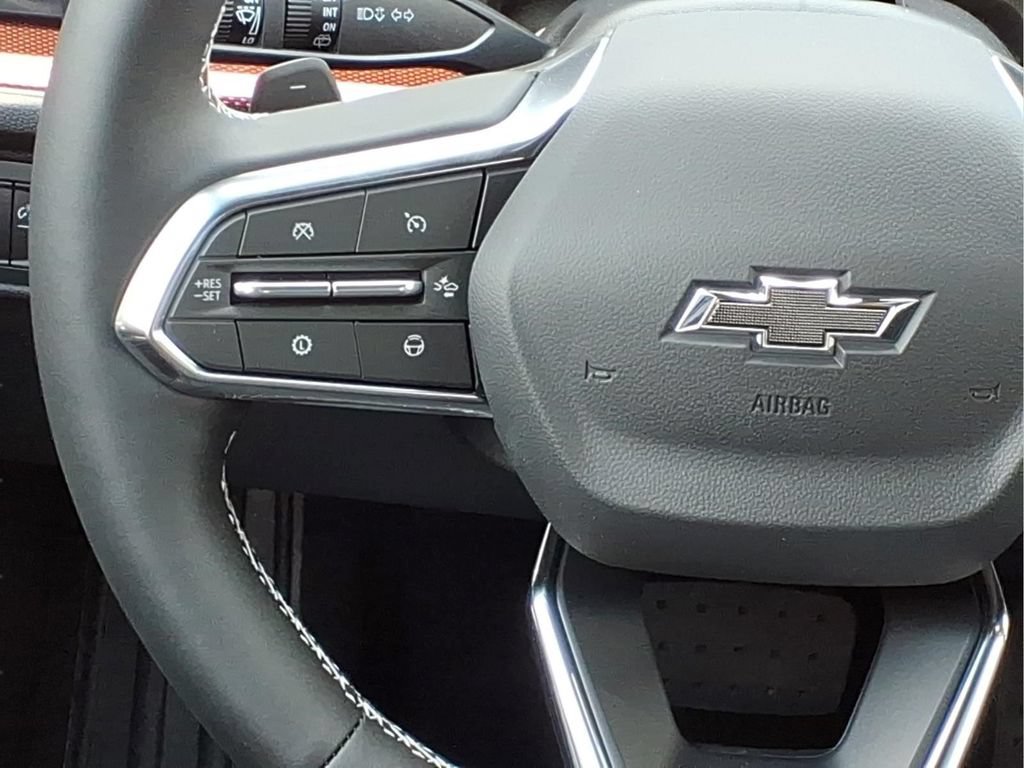 New 2026 Chevrolet Traverse Z71 w/ Enhanced Driving Package AWD/4WD image 6