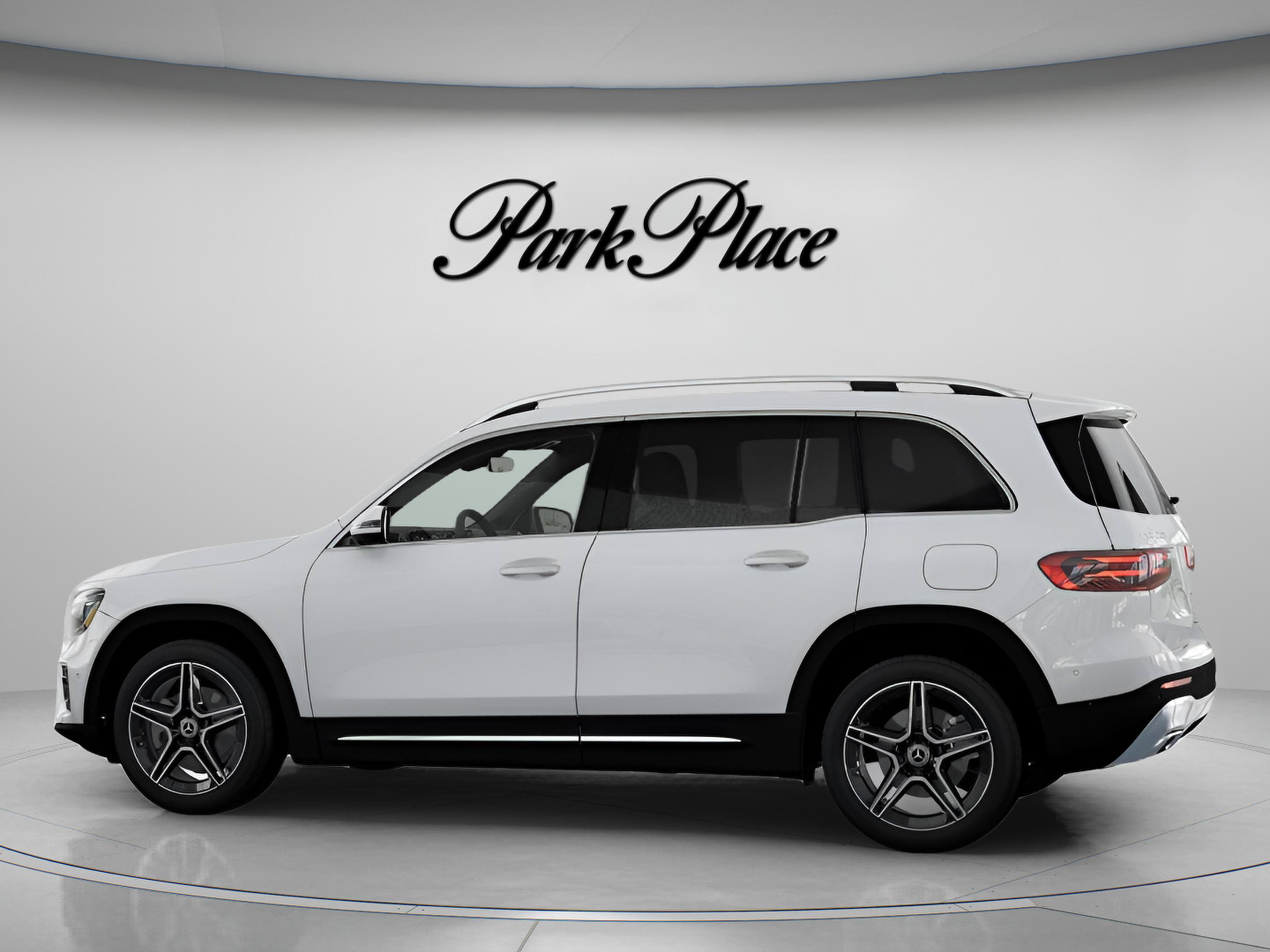 Used 2026 Mercedes-Benz GLB 250 image 9