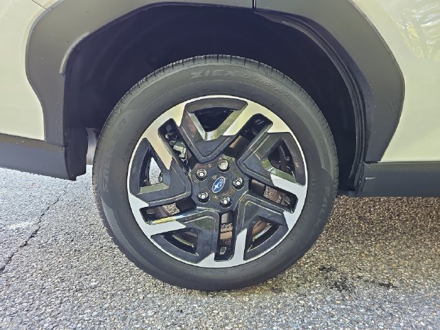 Used 2025 Subaru Forester Limited AWD/4WD image 24
