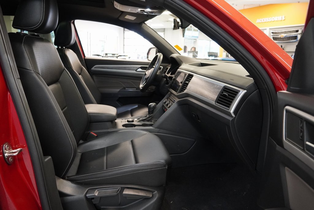 Used 2021 Volkswagen Atlas Cross Sport SE w/ Panoramic Sunroof Package image 33