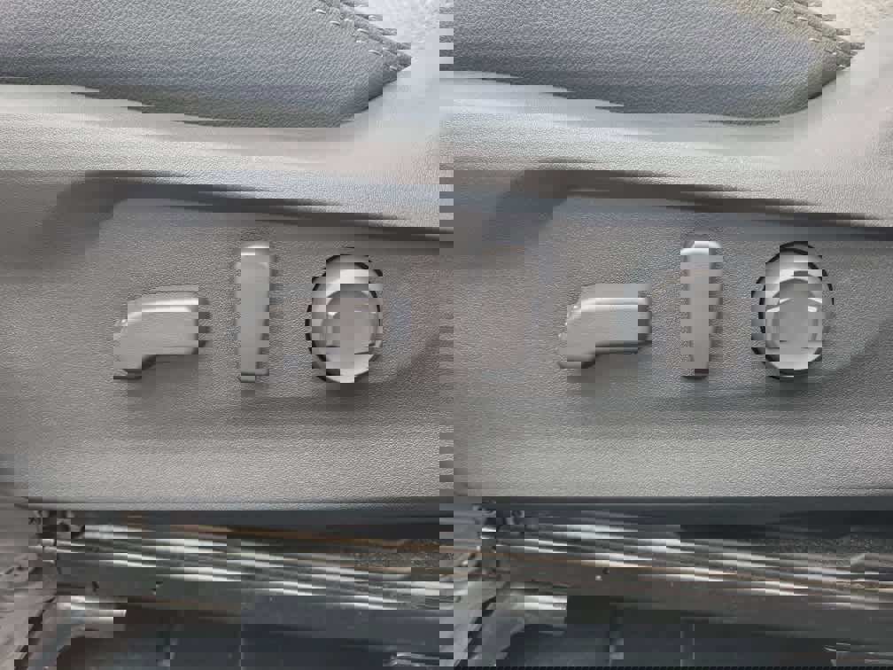 Used 2023 Subaru Forester Premium image 25