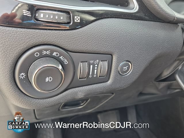 Used 2023 Jeep Cherokee Altitude Lux AWD/4WD image 30