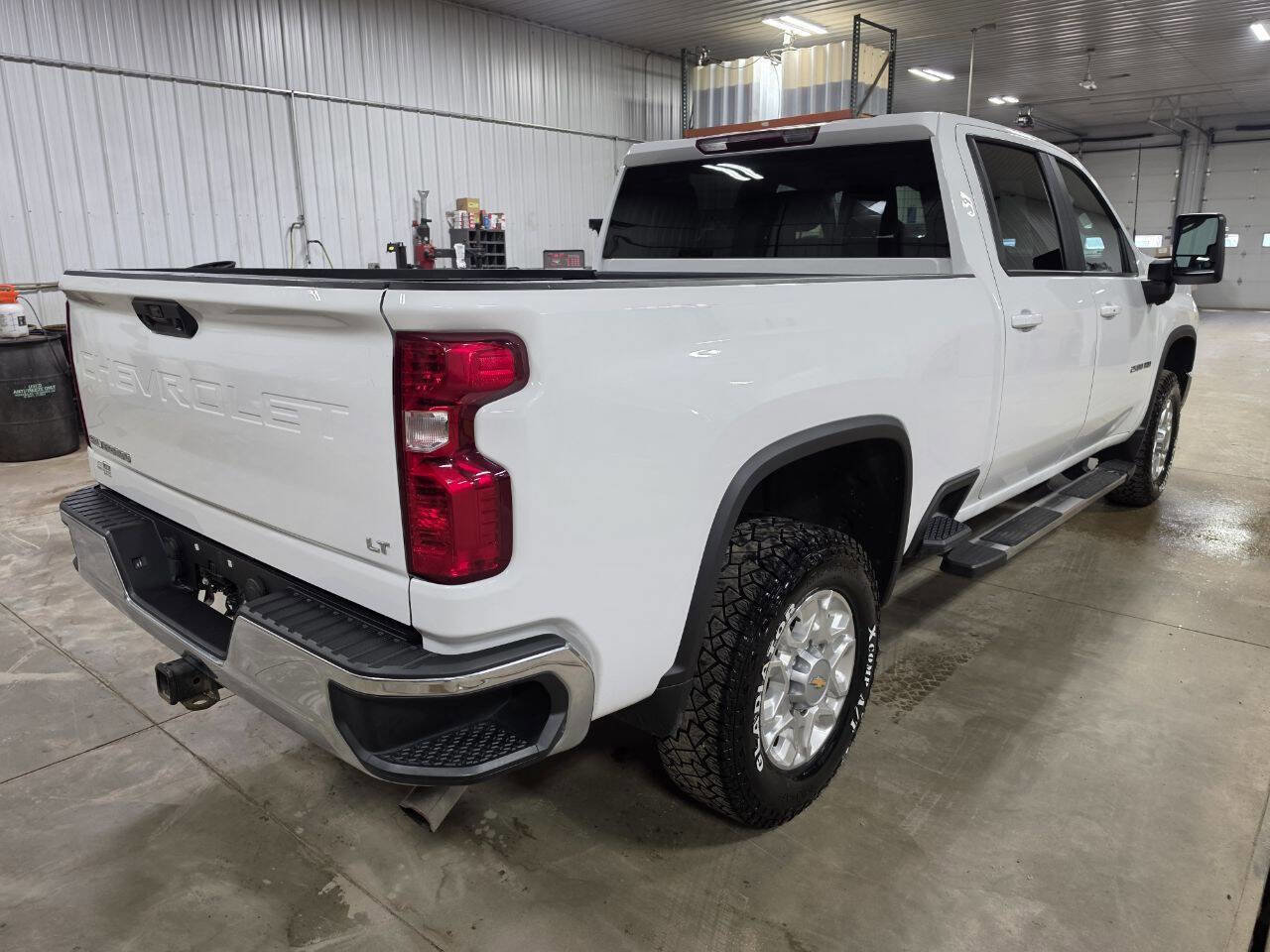 Used 2023 Chevrolet Silverado 2500 LT w/ Convenience Package AWD/4WD image 9