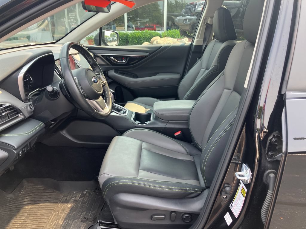 Used 2023 Subaru Outback Onyx Edition XT AWD/4WD image 11