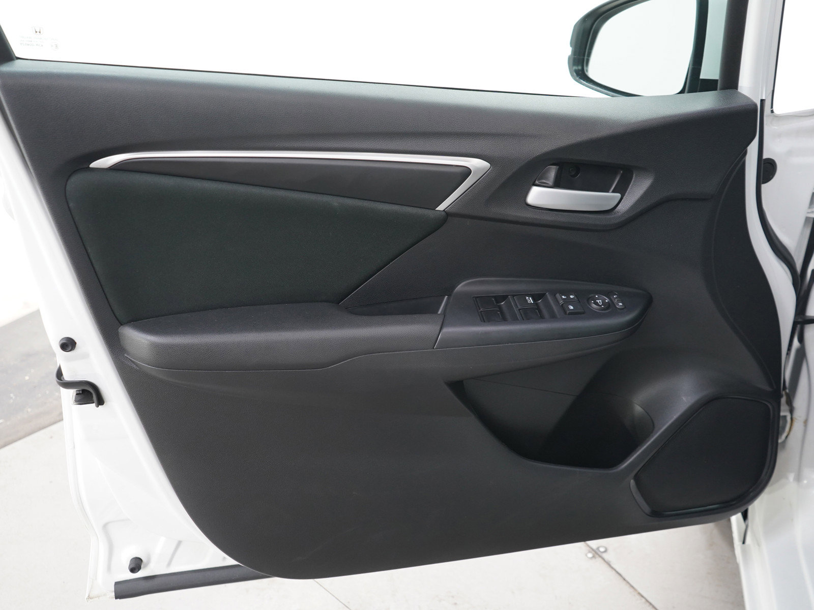 Used 2017 Honda Fit LX image 19