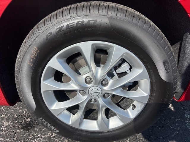 New 2025 Chrysler Pacifica Select w/ Uconnect Theater Family Group image 28