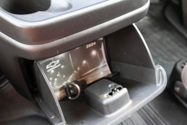 Used 2024 Chevrolet Express 2500 w/ Driver Convenience Package image 20
