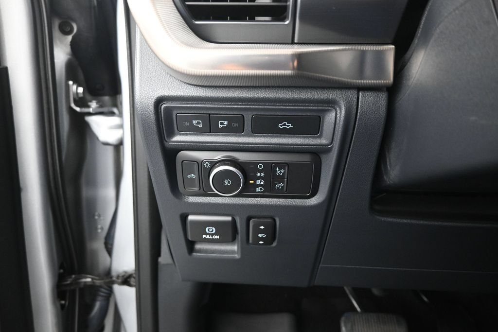 Used 2022 Ford F150 Raptor w/ Equipment Group 801A High AWD/4WD image 12