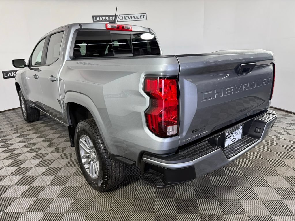 Used 2024 Chevrolet Colorado LT w/ LT Convenience Package RWD image 4