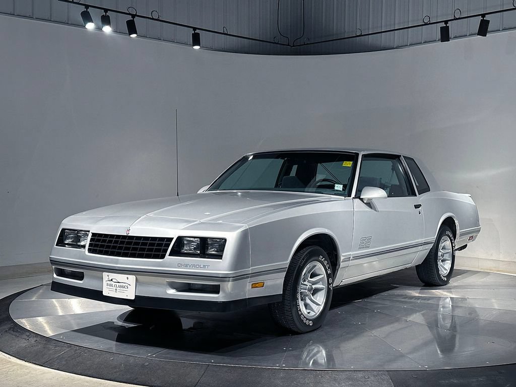 Used 1987 Chevrolet Monte Carlo SS RWD image 2