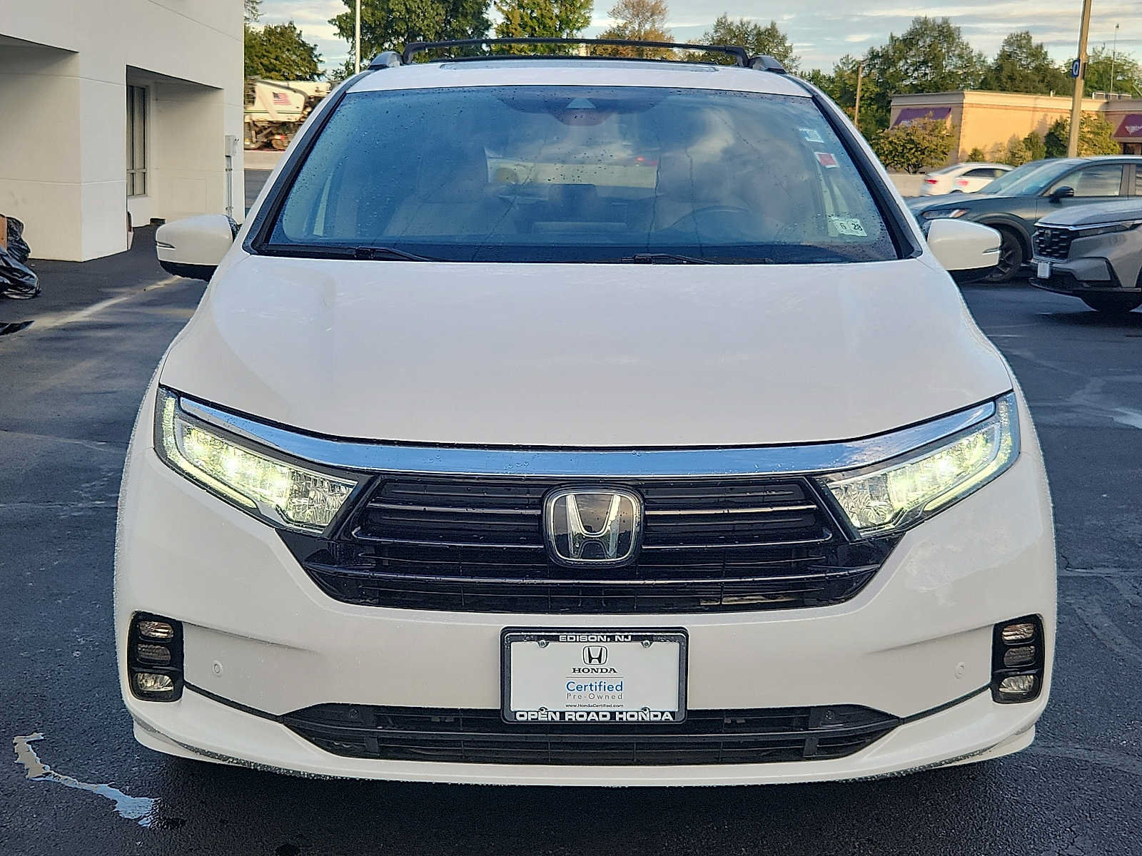 Certified 2023 Honda Odyssey Elite image 2