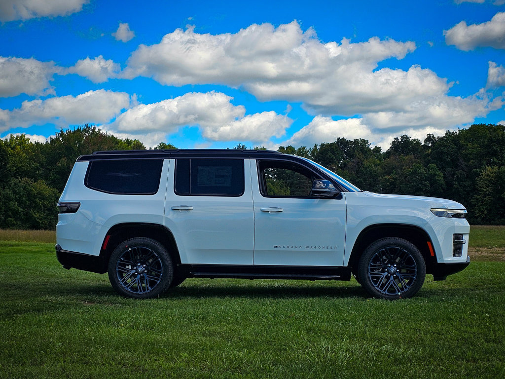 New 2026 Jeep Grand Wagoneer 4WD image 2