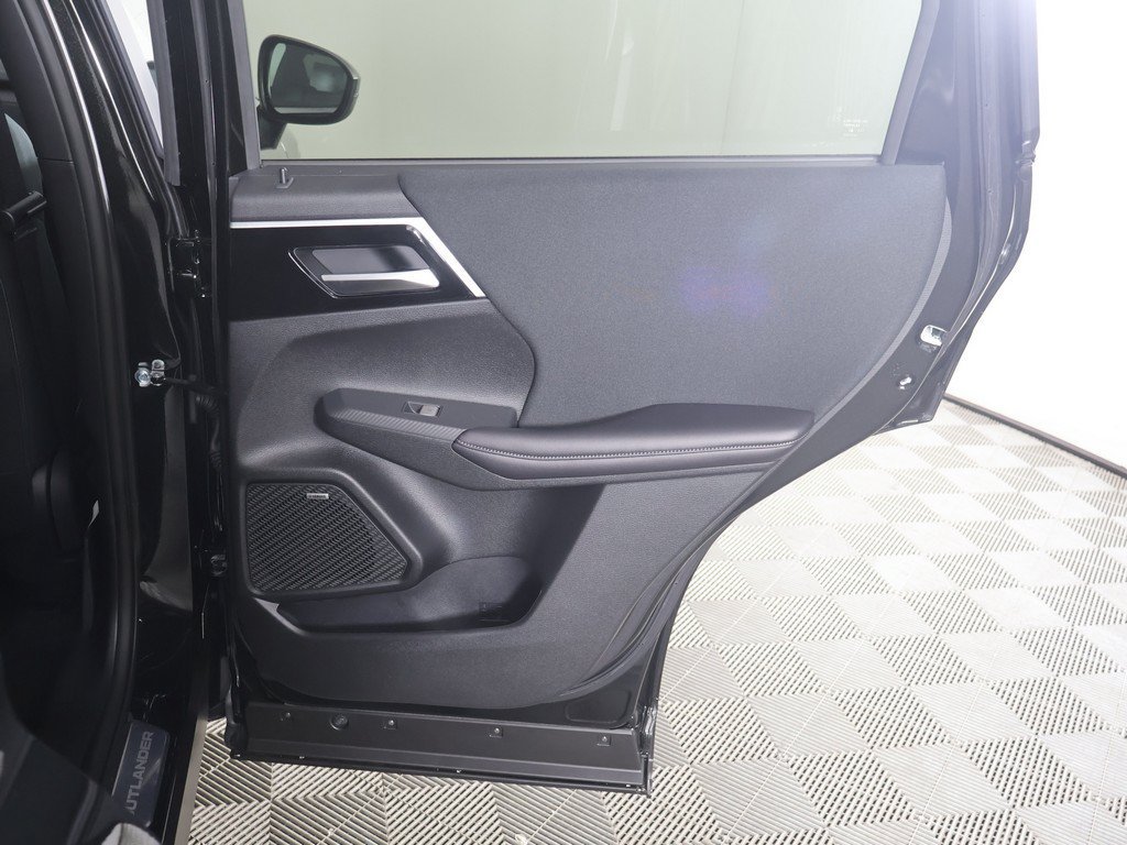 New 2026 Mitsubishi Outlander ES AWD/4WD image 25