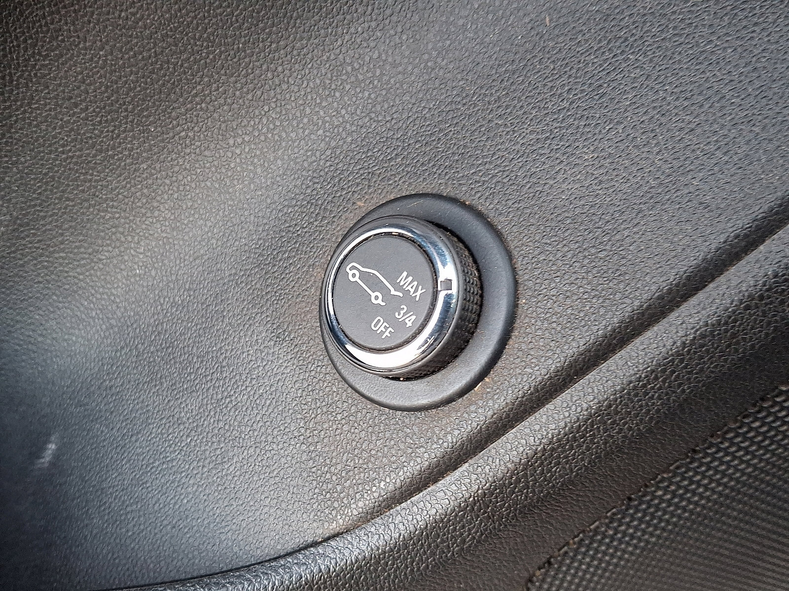 Used 2022 Chevrolet Blazer Premier image 24