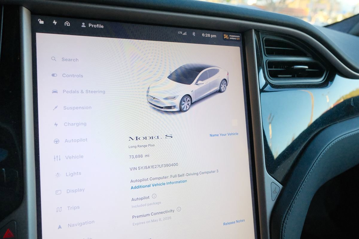 Used 2020 Tesla Model S Long Range Plus image 9