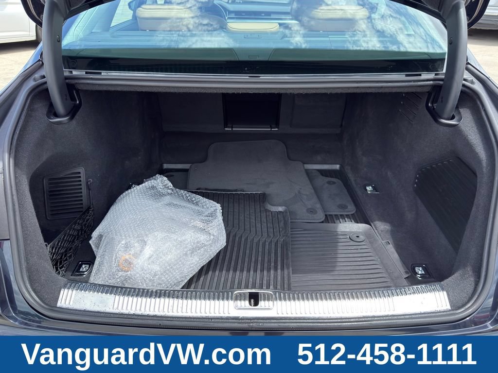 Used 2021 Audi A8 L 4.0T AWD/4WD image 7