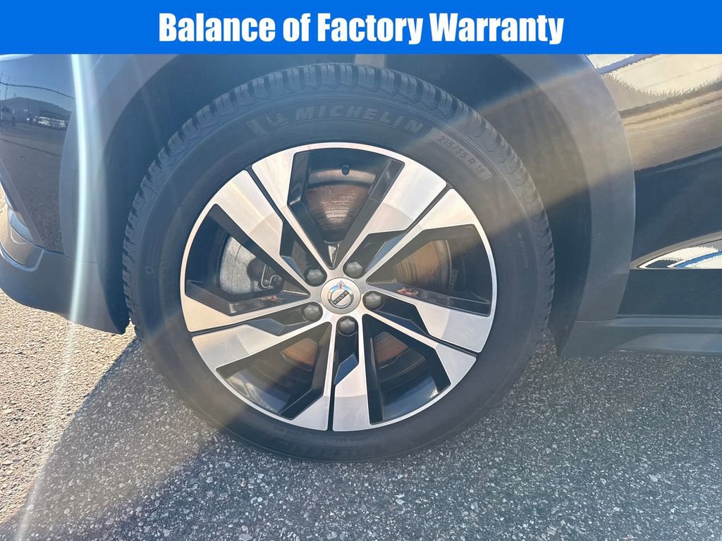 Used 2024 Volvo V60 B5 Cross Country Plus image 22