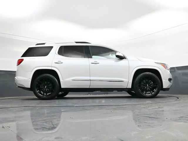 Used 2017 GMC Acadia Denali w/ Technology Package image 28