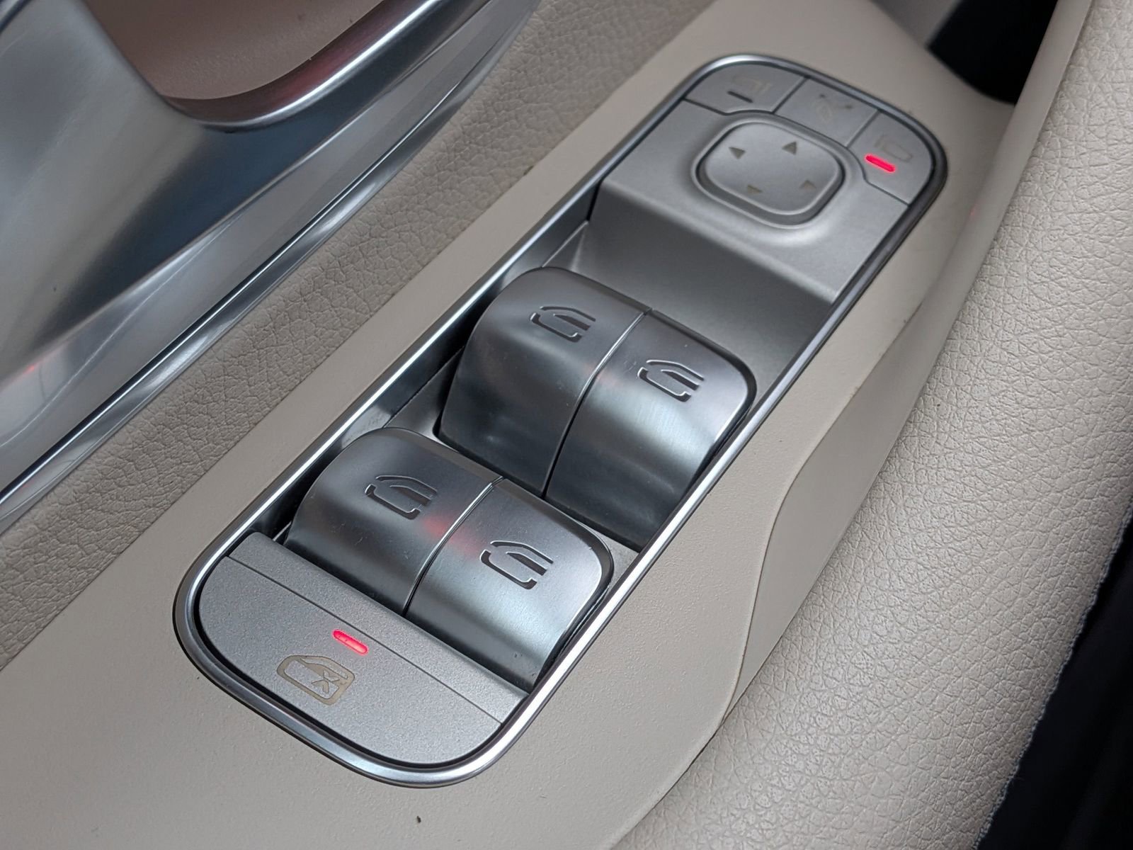 Used 2020 Mercedes-Benz GLS 450 4MATIC image 29