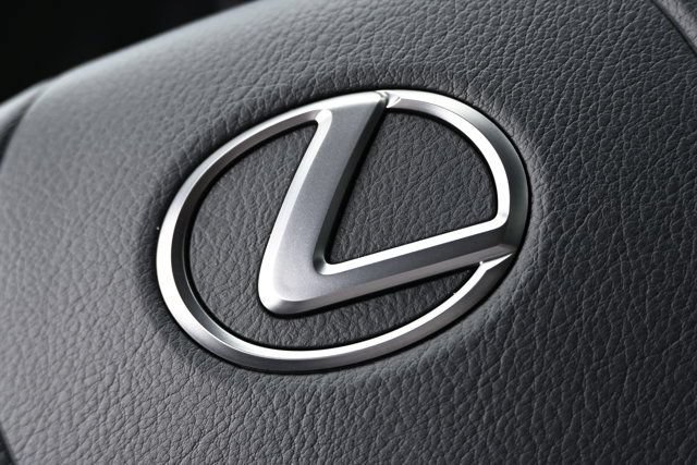 Used 2023 Lexus IS 350 F Sport w/ Handling Package RWD image 39