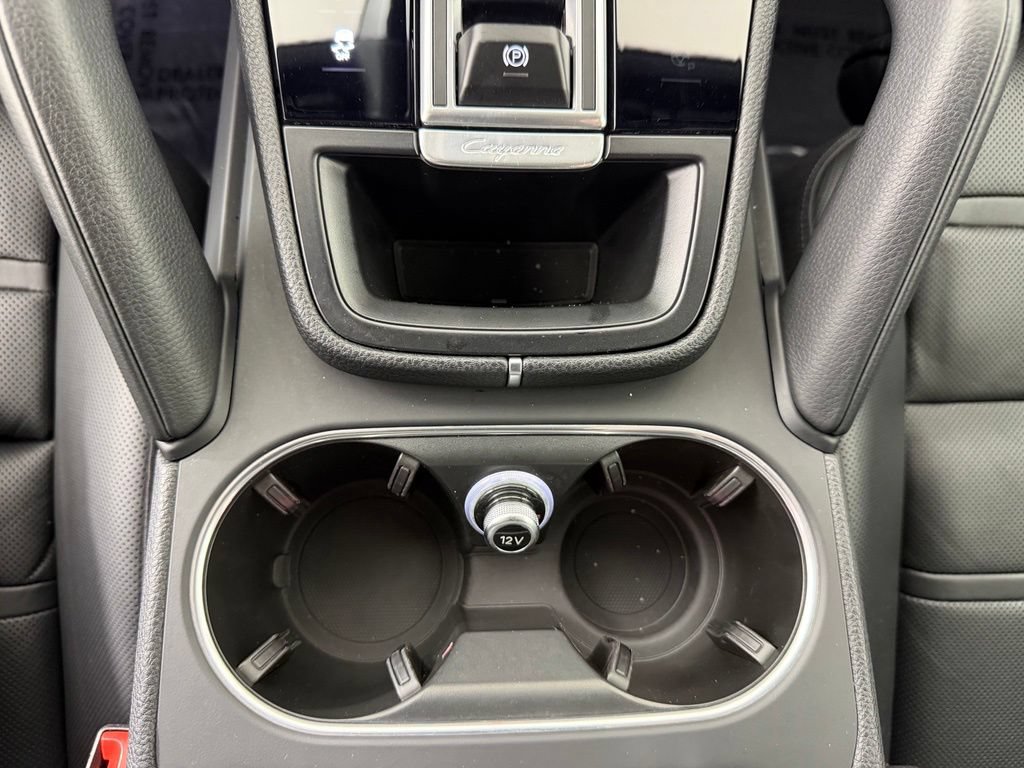 Certified 2023 Porsche Cayenne AWD/4WD image 29