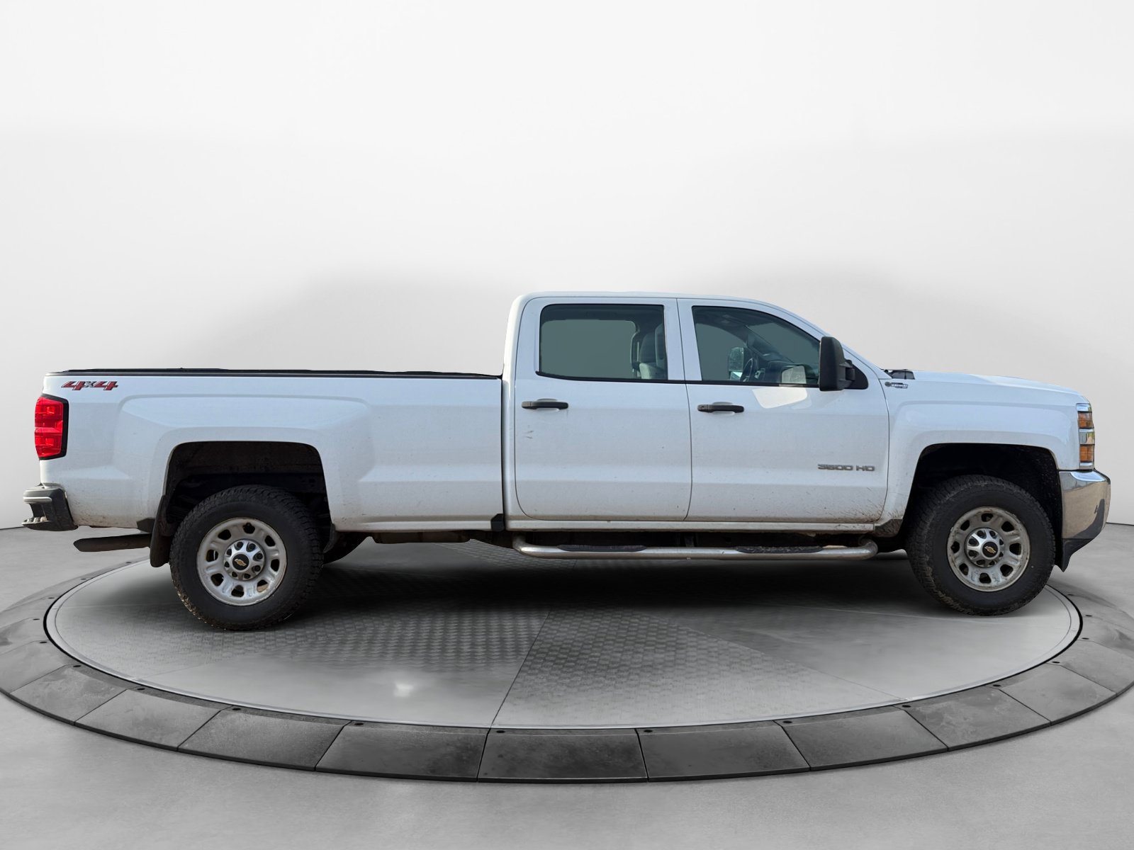Used 2019 Chevrolet Silverado 3500 W/T w/ Snow Plow Prep Package AWD/4WD image 2