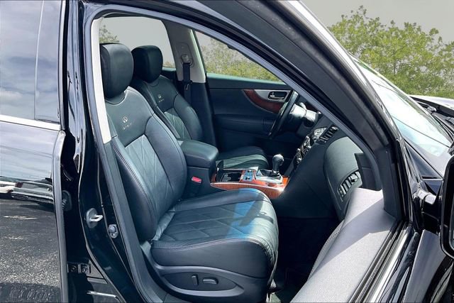 Used 2013 INFINITI FX37 AWD w/ Premium Pkg image 7