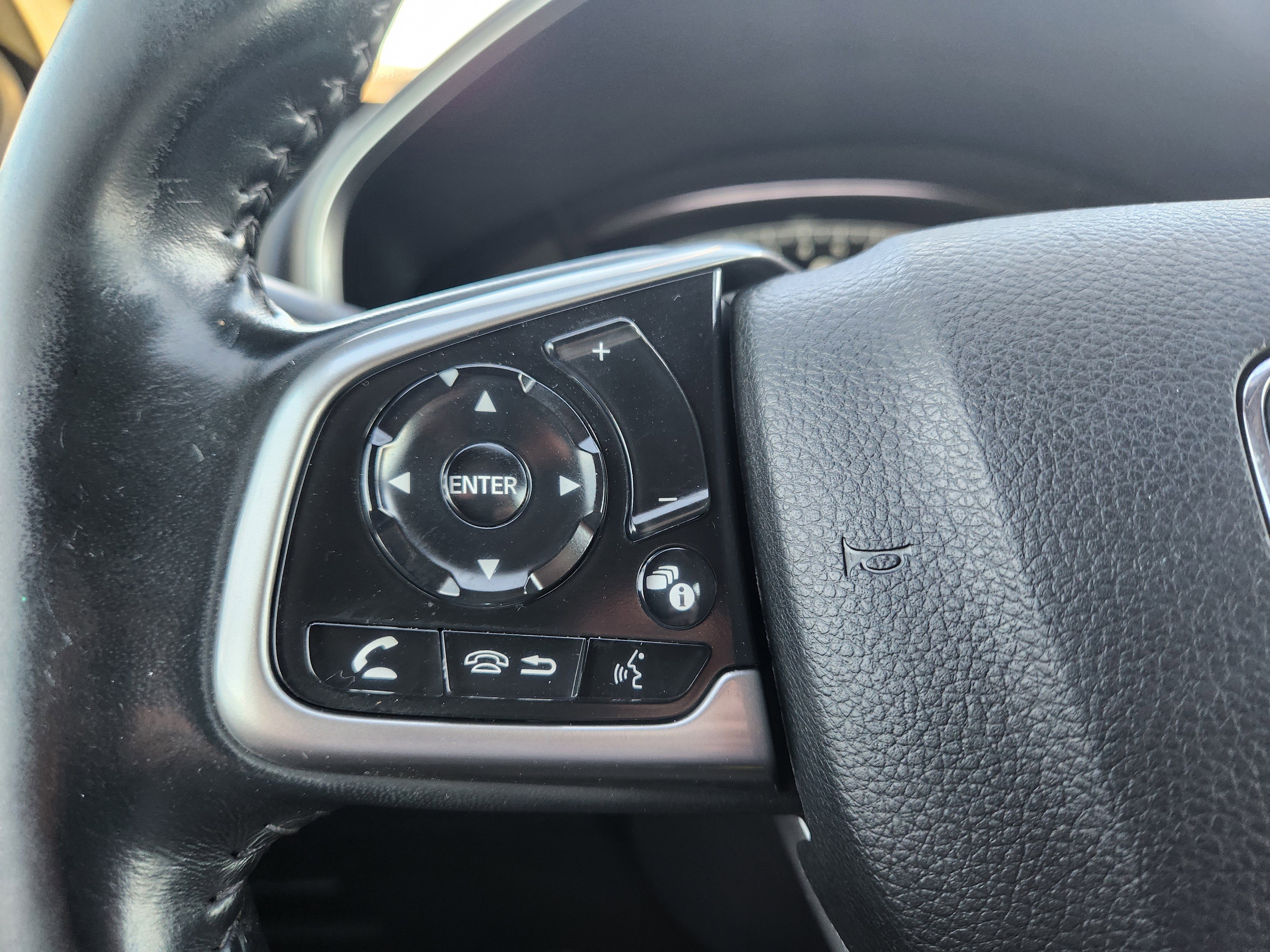 Used 2021 Honda CR-V Touring image 31