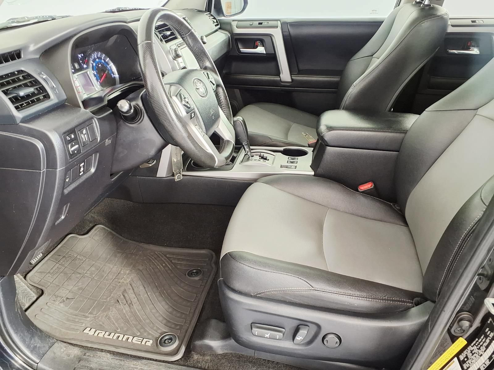 Used 2015 Toyota 4Runner SR5 Premium RWD image 11
