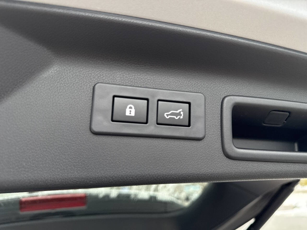 Certified 2025 Subaru Forester Premium w/ Convenience Package #1 image 23