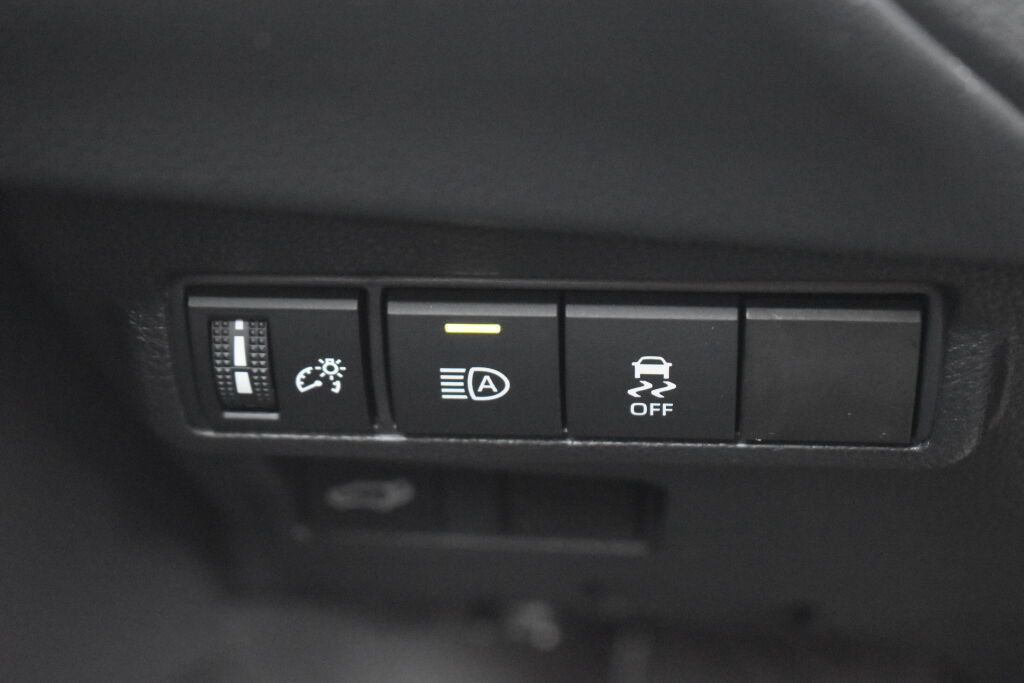 Certified 2026 Toyota Corolla Cross XLE w/ Convenience Package AWD/4WD image 15