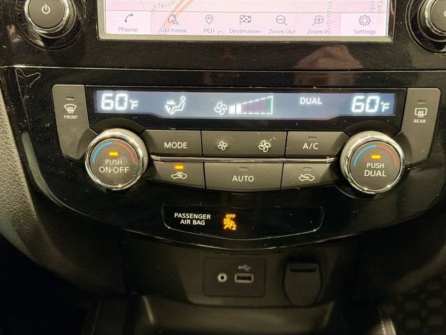 Used 2018 Nissan Rogue SL image 16