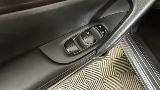 Used 2022 Nissan Rogue Sport S AWD/4WD image 11
