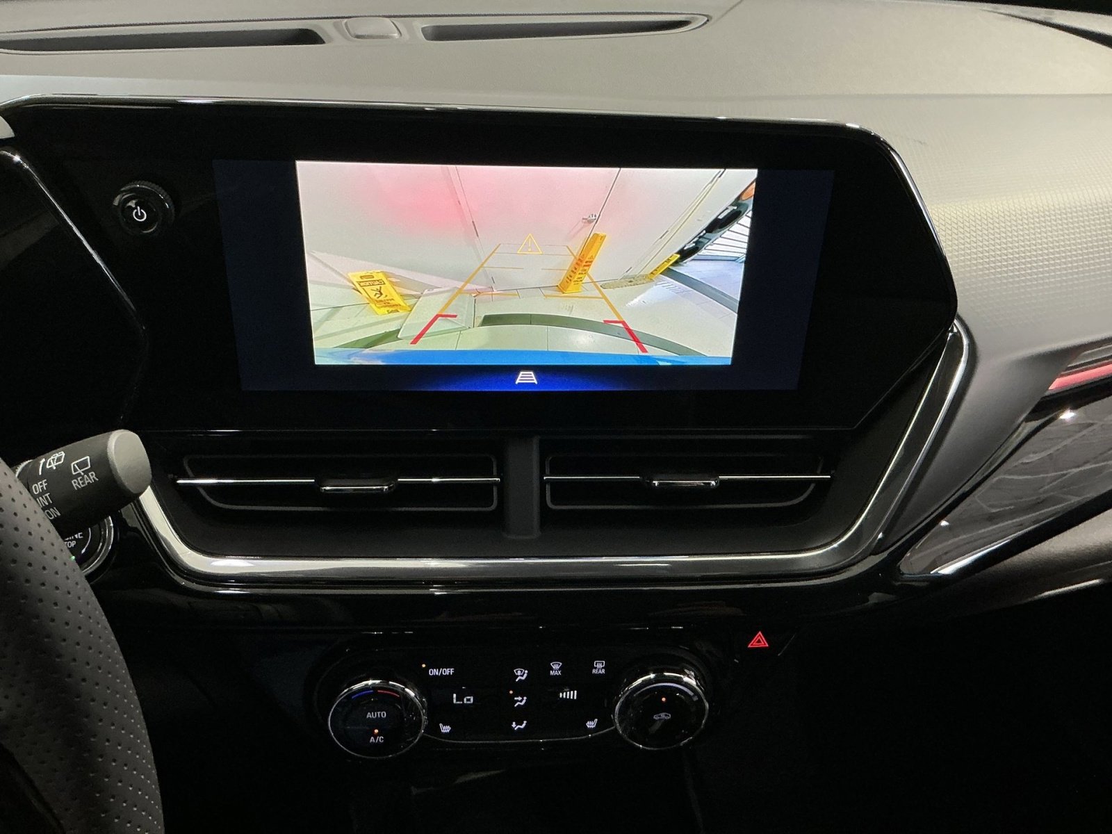 New 2026 Chevrolet Trax RS w/ Sunroof Package image 27