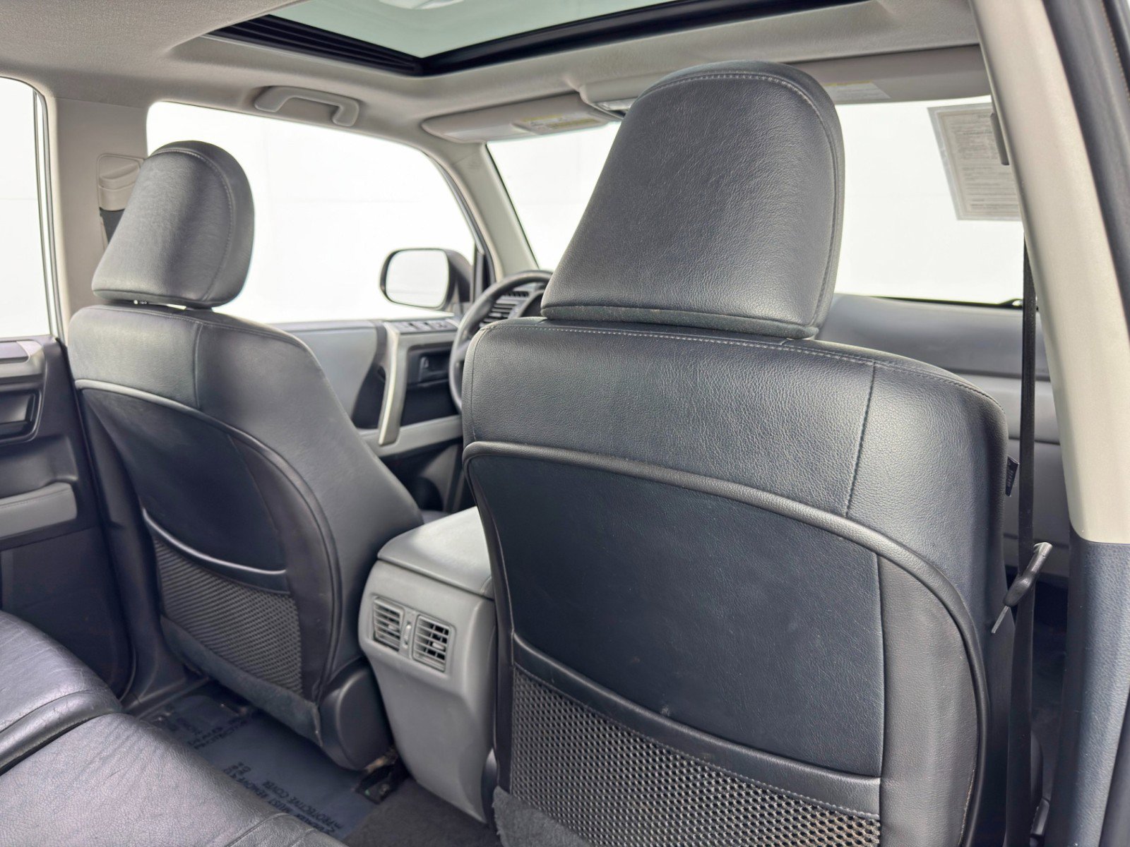 Used 2010 Toyota 4Runner SR5 image 32