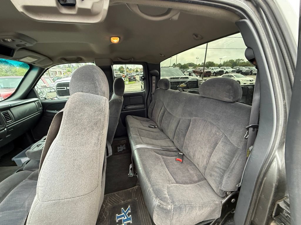 Used 2001 Chevrolet Silverado 1500 LS w/ Off-Road Chassis Pkg AWD/4WD image 21