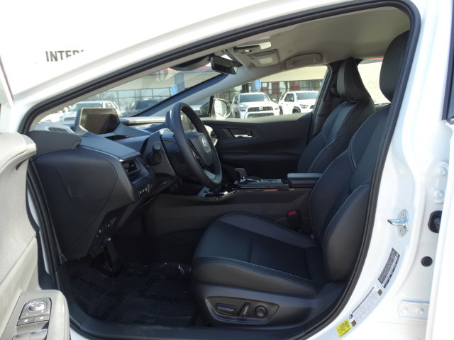 New 2026 Toyota Prius Plug-In Hybrid FWD image 10