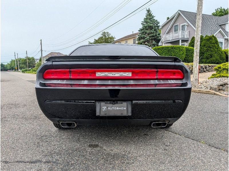 Used 2022 Dodge Challenger GT RWD image 6