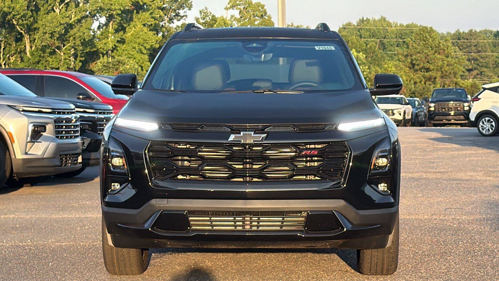 New 2027 Chevrolet Equinox RS w/ Safety and Technology Package FWD image 2