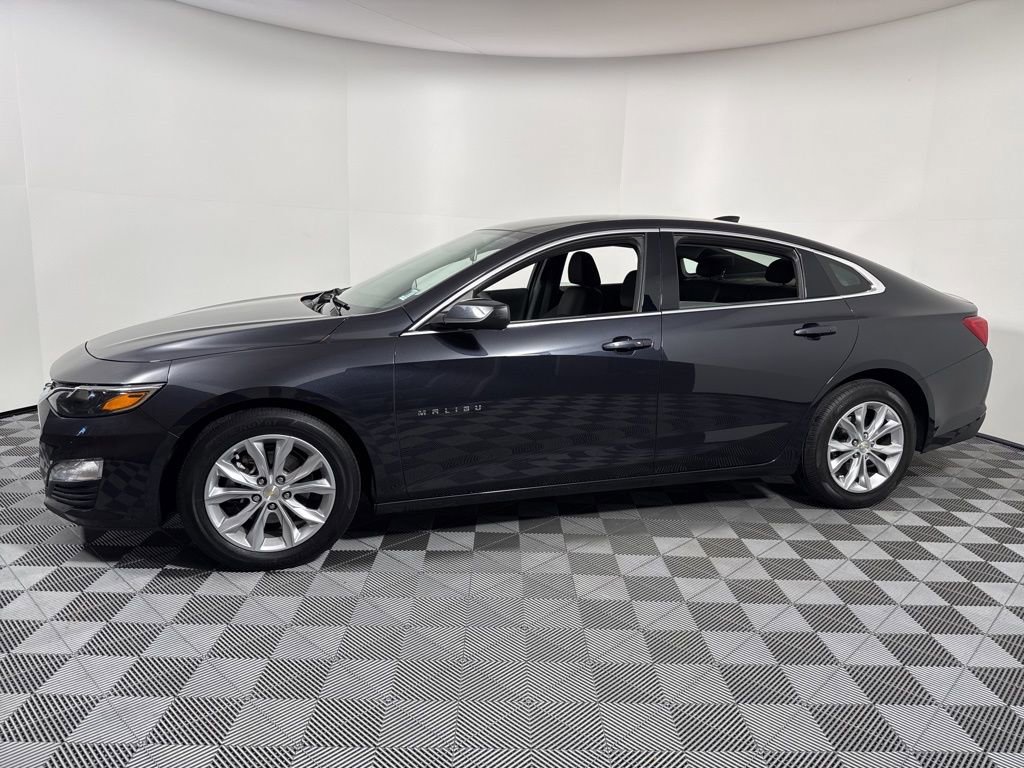 Used 2023 Chevrolet Malibu LT image 3